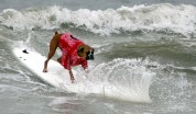 la-me-surfing-dogs03_ls3tw5pd